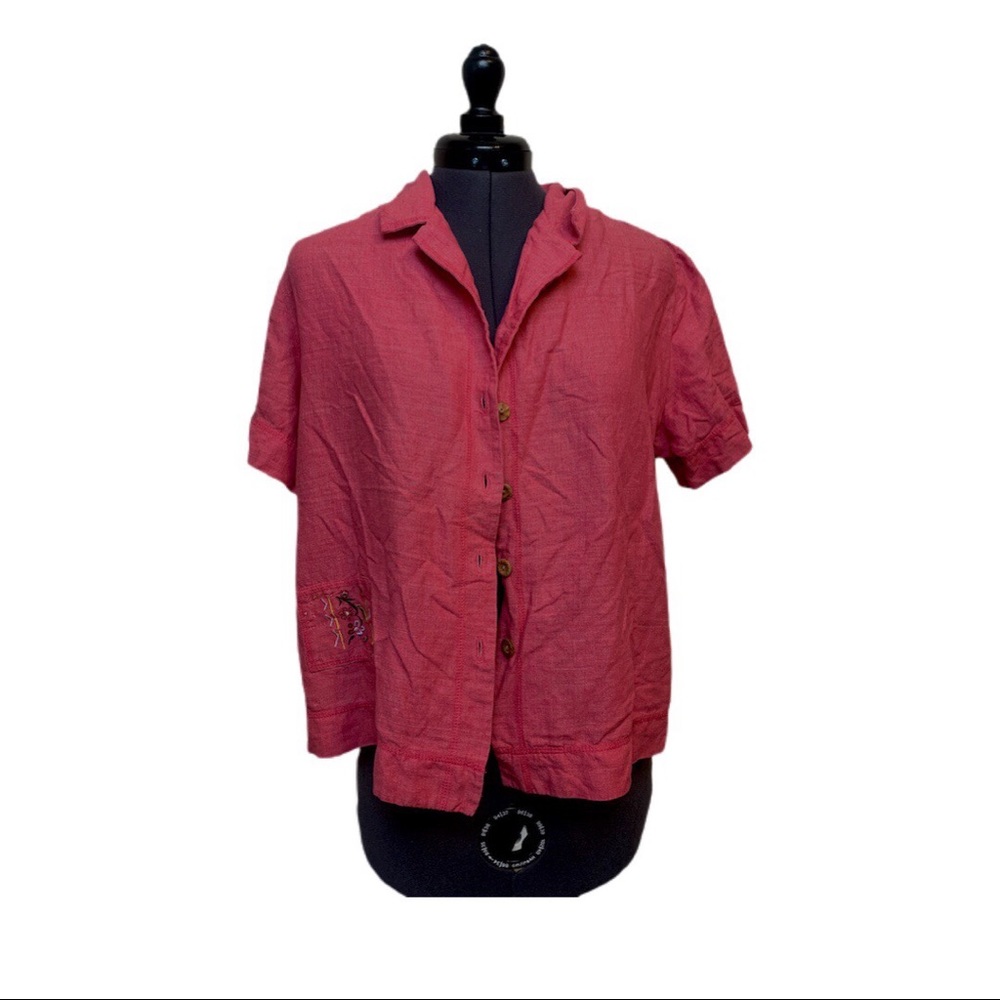 lightweight pink cotton shortsleeve button up